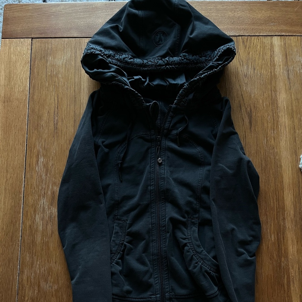 Lululemon hooded define jacket